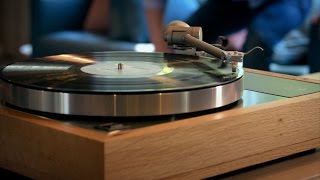 How Does a Turntable Work [upl. by Kala]