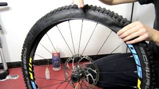 mtbchanneltube  Cambio Copertone Tubeless  Tutorial MTB [upl. by Aspa388]