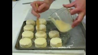 HOW TO MAKE SCONES [upl. by Ahsoym]