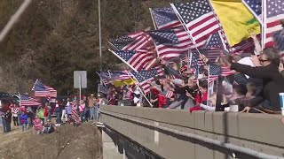 Hundreds show support as trucker convoy rolls through Missouri [upl. by Ydnirb891]