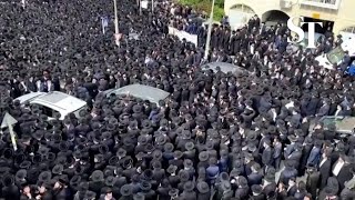 Thousands of ultraOrthodox Jews defy lockdown [upl. by Assitruc]