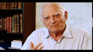 Interview de Michel Serres sur lautorité [upl. by Timothee5]