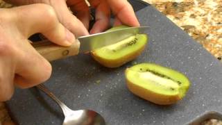 Kiwi Fruit  Another Way To Eat It [upl. by Ezarras]