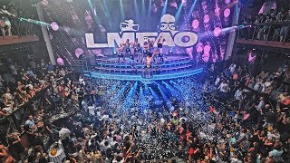 Nightlife in Cancun  Open Bar at Coco Bongo and Dinner at Carlos n Charlies [upl. by Docila]