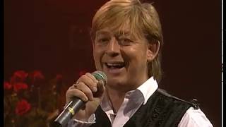 22 Benny Neyman  Griekse Medley Live 10 Jaar Theaterconcerten [upl. by Keenan]