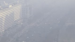 Thick smog shrouds cities in China [upl. by Lam530]