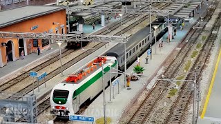 Model Railway Layout with Italian High Speed Trains Treni in Transito Plastico HO Trenitalia [upl. by Neliak998]