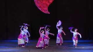 Indonesian folk dance Bajidor Kahot from West Java [upl. by Glover237]