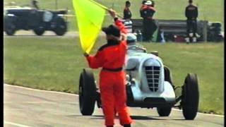 Vintage Bentleys racing flat out at Silverstone 1996 [upl. by Cecelia191]