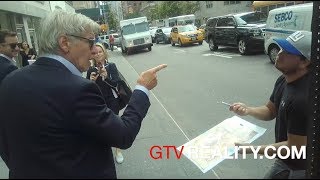 Harrison Ford swears at autograph seekers [upl. by Frederica]