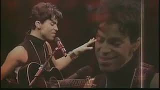 Prince  Little Red Corvette Acoustic Live at Staples Center Musicology Tour 2004 [upl. by Berthoud875]