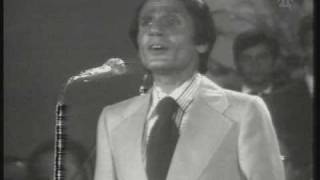 Abdel Halim Hafez Live Performance [upl. by Gorrian]