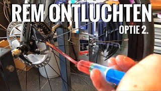 REM ONTLUCHTEN Shimano hydraulisch optie 2  Fiets Tutorial 12 [upl. by Liris823]