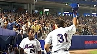 NYYNYM Piazza homers off Clemens Mets take lead [upl. by Lamok]