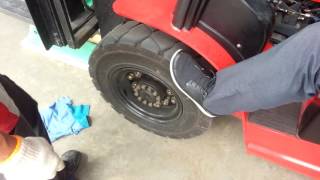 2T Forklift  brake problem [upl. by Jopa]