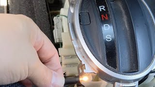 How to changereplace a gearboxshifter light bulb in a Honda FitJazz 20082013 [upl. by Haleemaj]