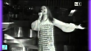 Gigliola Cinquetti QUELLI ERANO I GIORNI Live at Senza Rete 1969 [upl. by Atalie667]