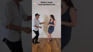 Doble Manita De Puerco  Como Bailar Cumbia En Pareja  La Sonora Dinamita Qué Bello ft Kika Edgar [upl. by Lidda]