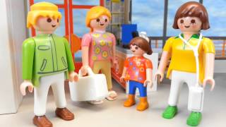 Lisa in der Kinderklinik Playmobil Krankenhaus Operation Film seratus1 stop motion [upl. by Dirk582]