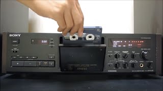 SONYの高級カセットデッキを入手！【SONY TCK555ESG】 [upl. by Berrie]